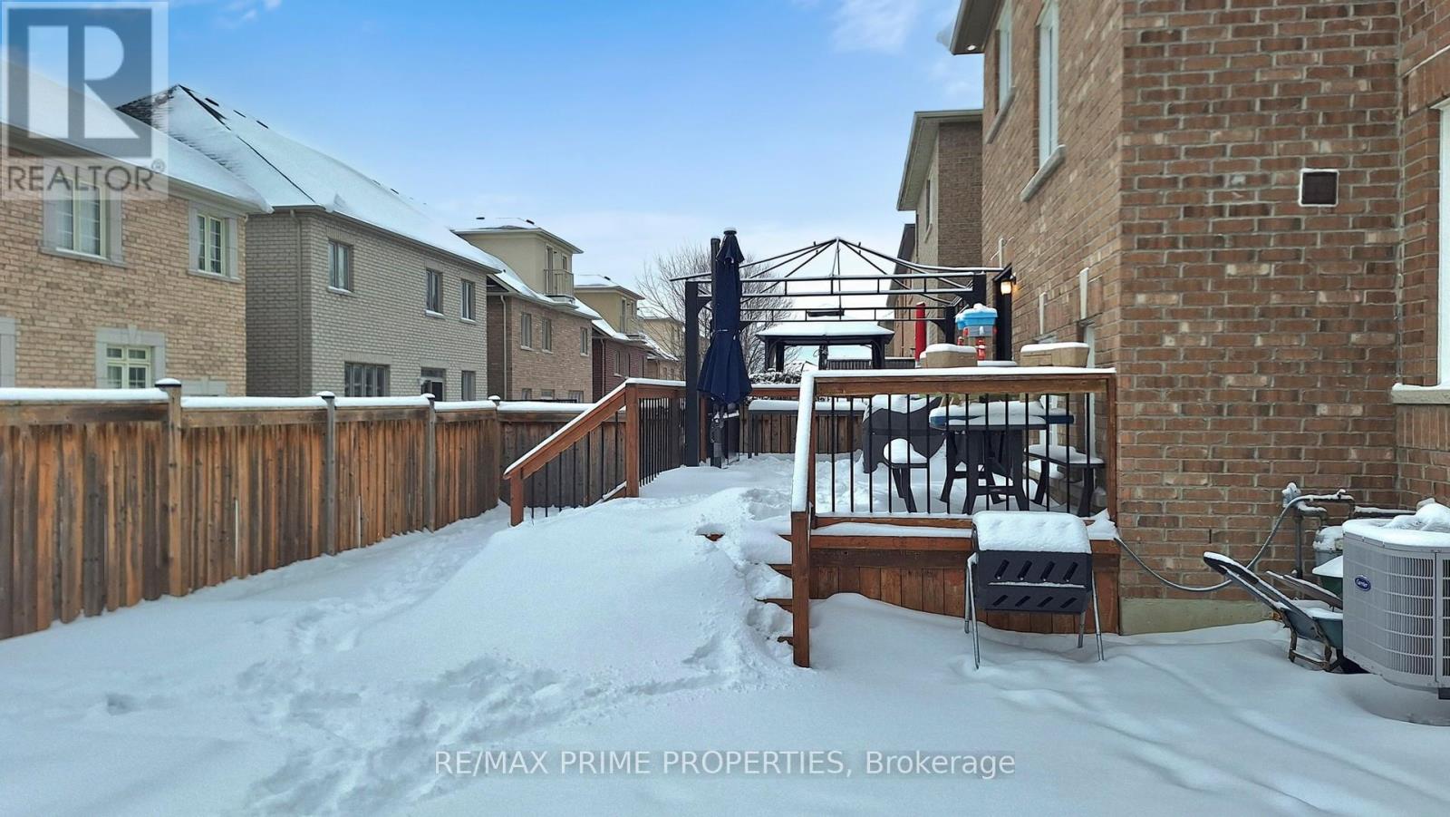 1075 Warby Trail, Newmarket, Ontario  L3X 3H6 - Photo 39 - N12799118