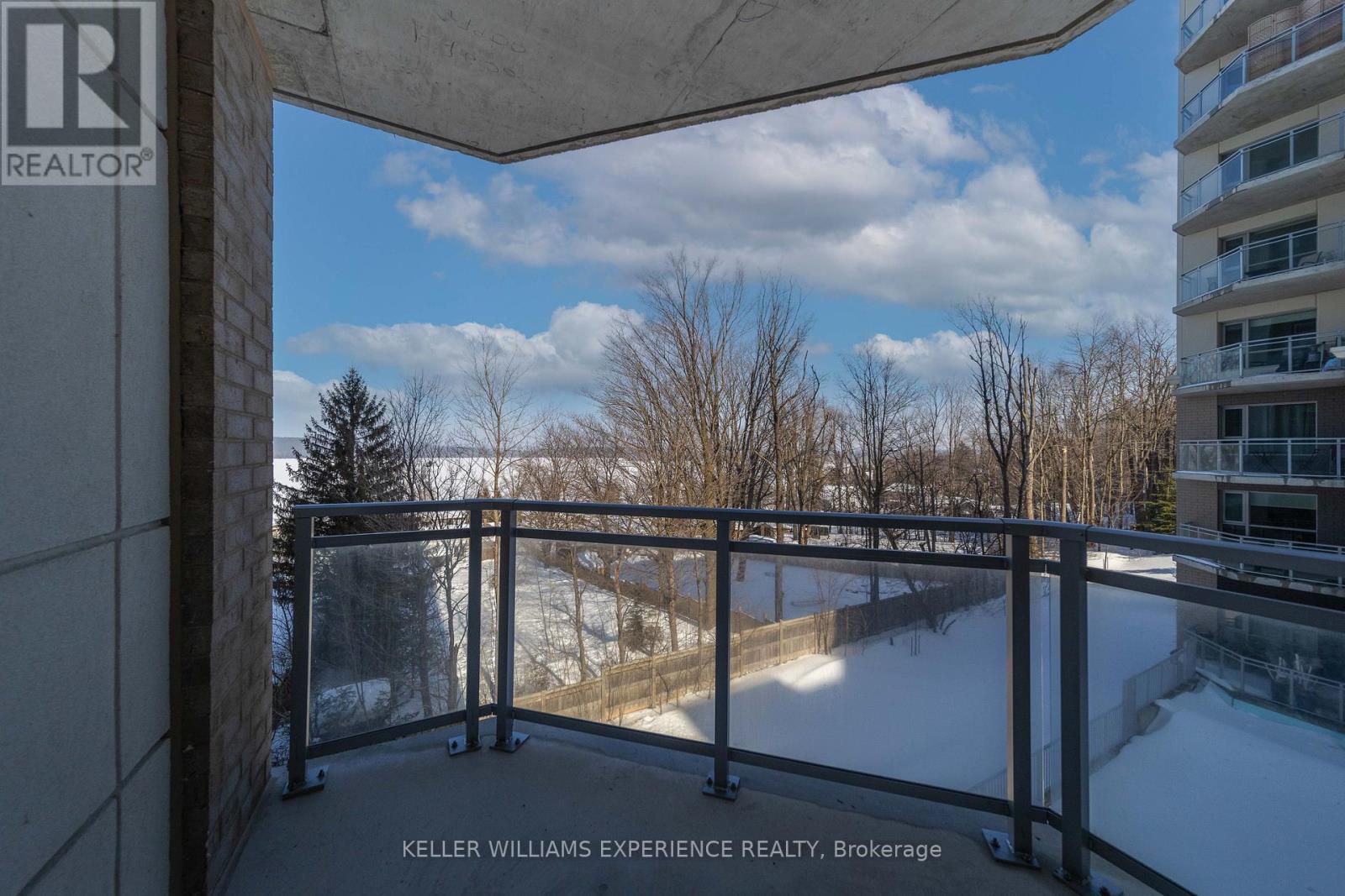 309 - 56 Lakeside Terrace, Barrie (Little Lake), Ontario  L4M 0L4 - Photo 14 - S12799168