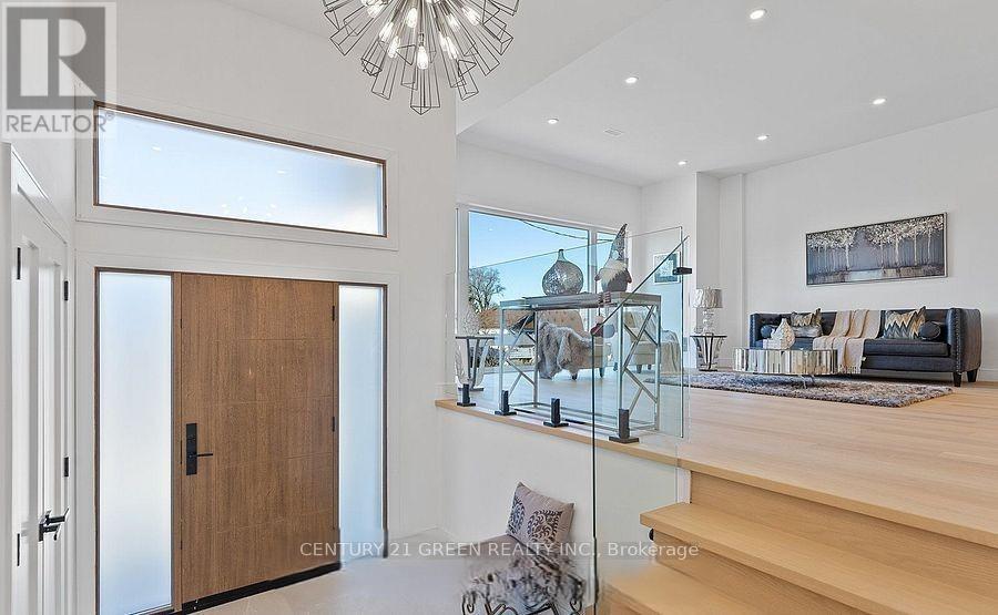 Main & 2nd Floor - 67 Bexhill Avenue, Toronto, Ontario  M1L 3B7 - Photo 3 - E12798456