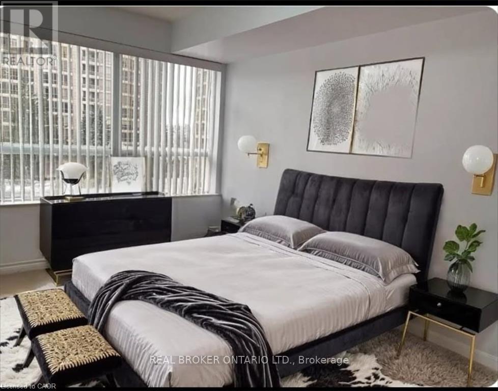 317 - 25 Kingsbridge Garden Circle, Mississauga (Hurontario), Ontario  L5R 4B1 - Photo 8 - W12799012