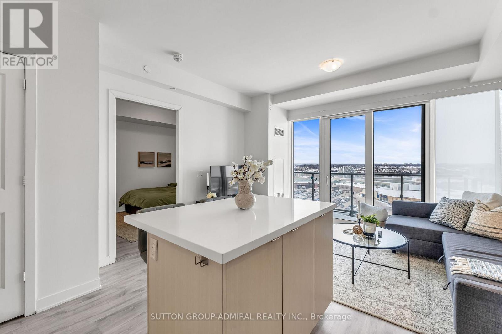 1208 - 4675 Metcalfe Avenue, Mississauga, Ontario  L5M 0Z8 - Photo 6 - W12799026