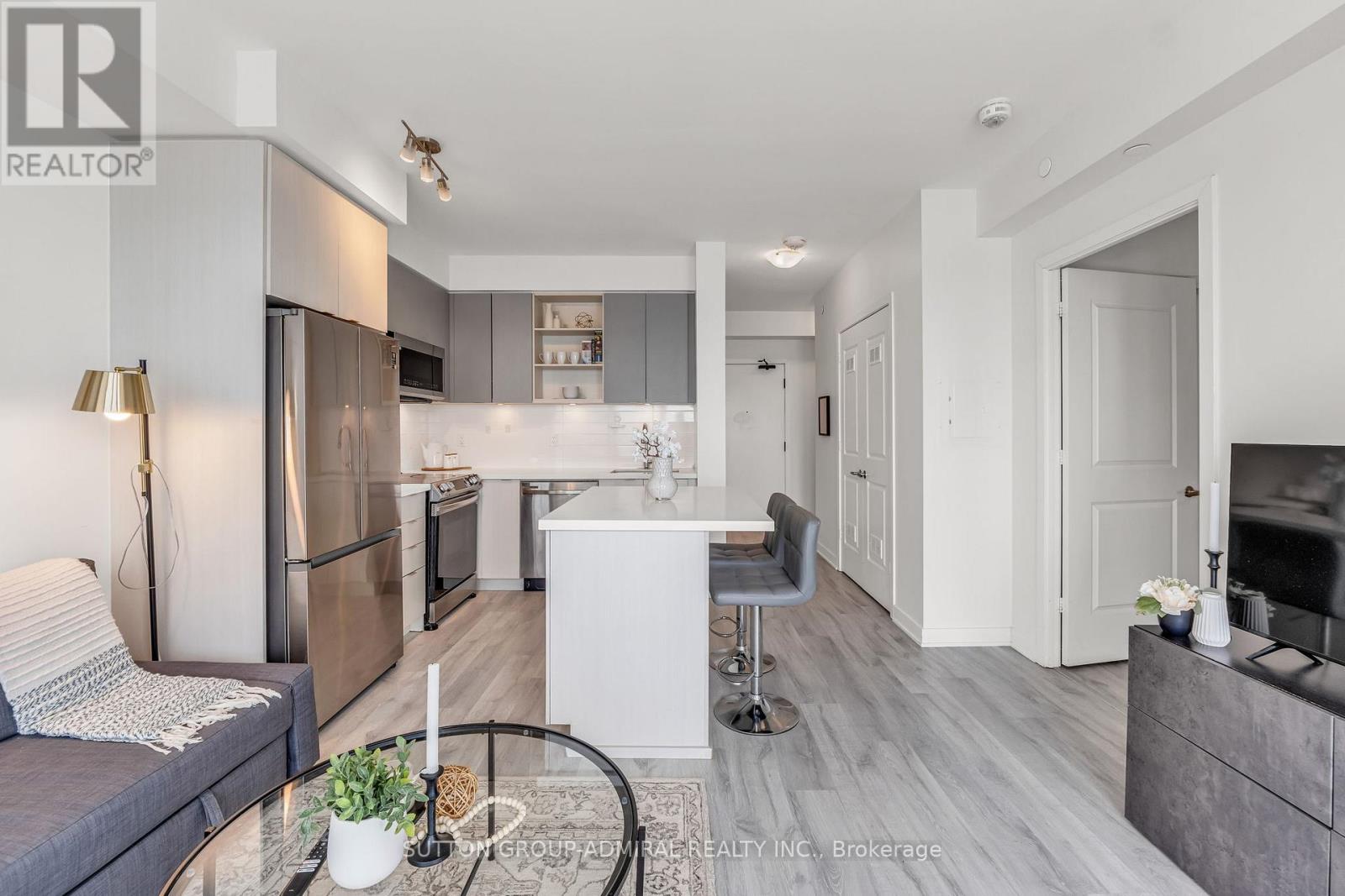 1208 - 4675 Metcalfe Avenue, Mississauga, Ontario  L5M 0Z8 - Photo 8 - W12799026