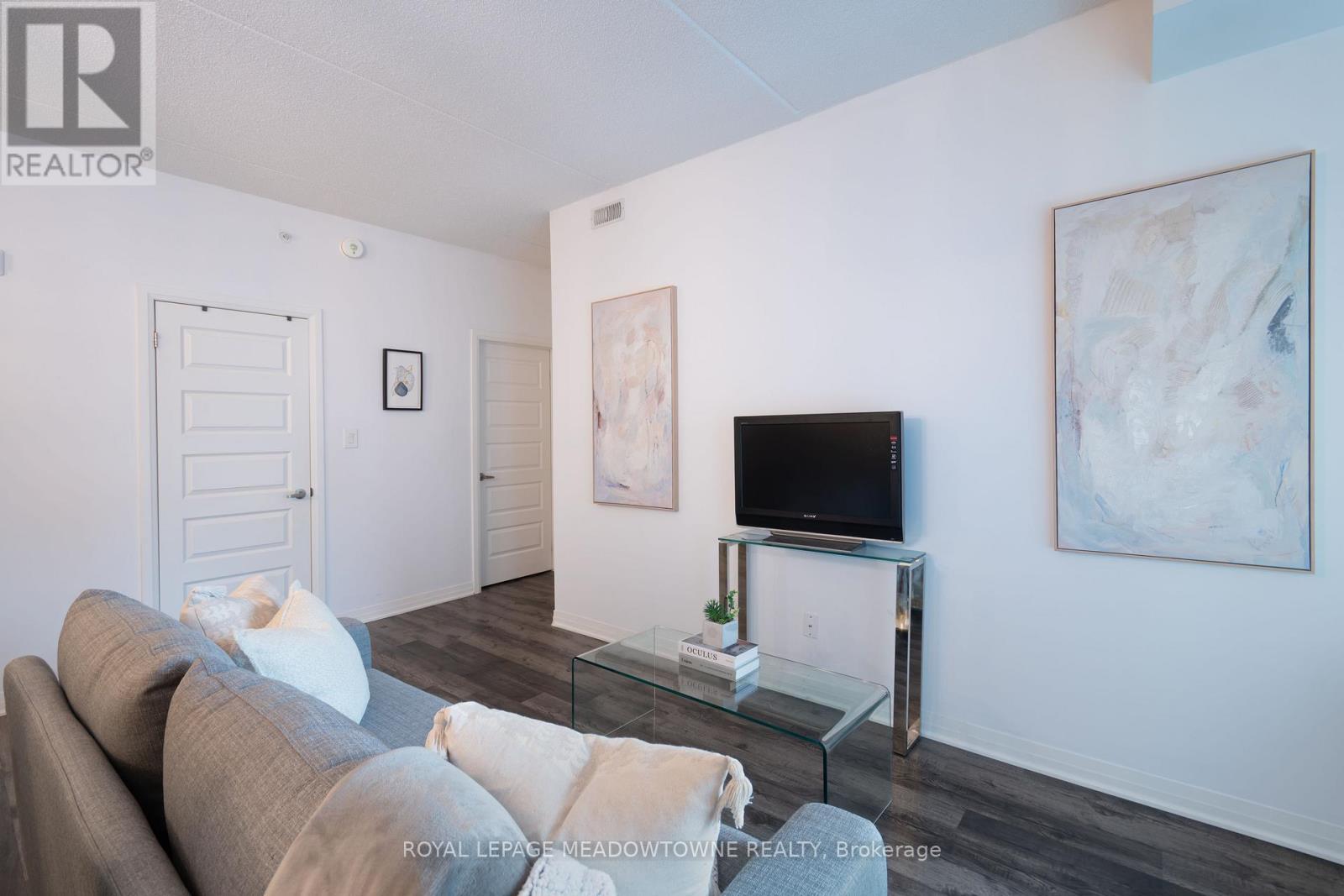 324 - 610 Farmstead Drive, Milton, Ontario  L9T 8X5 - Photo 12 - W12799084