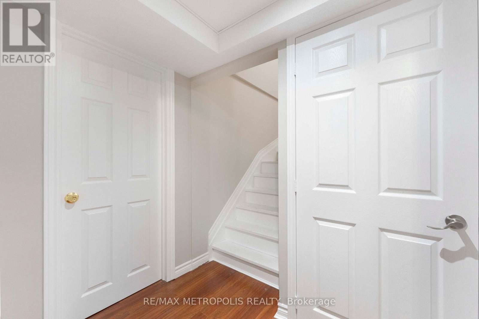 16 Twin Pines Crescent, Brampton, Ontario  L7A 1M6 - Photo 38 - W12799096