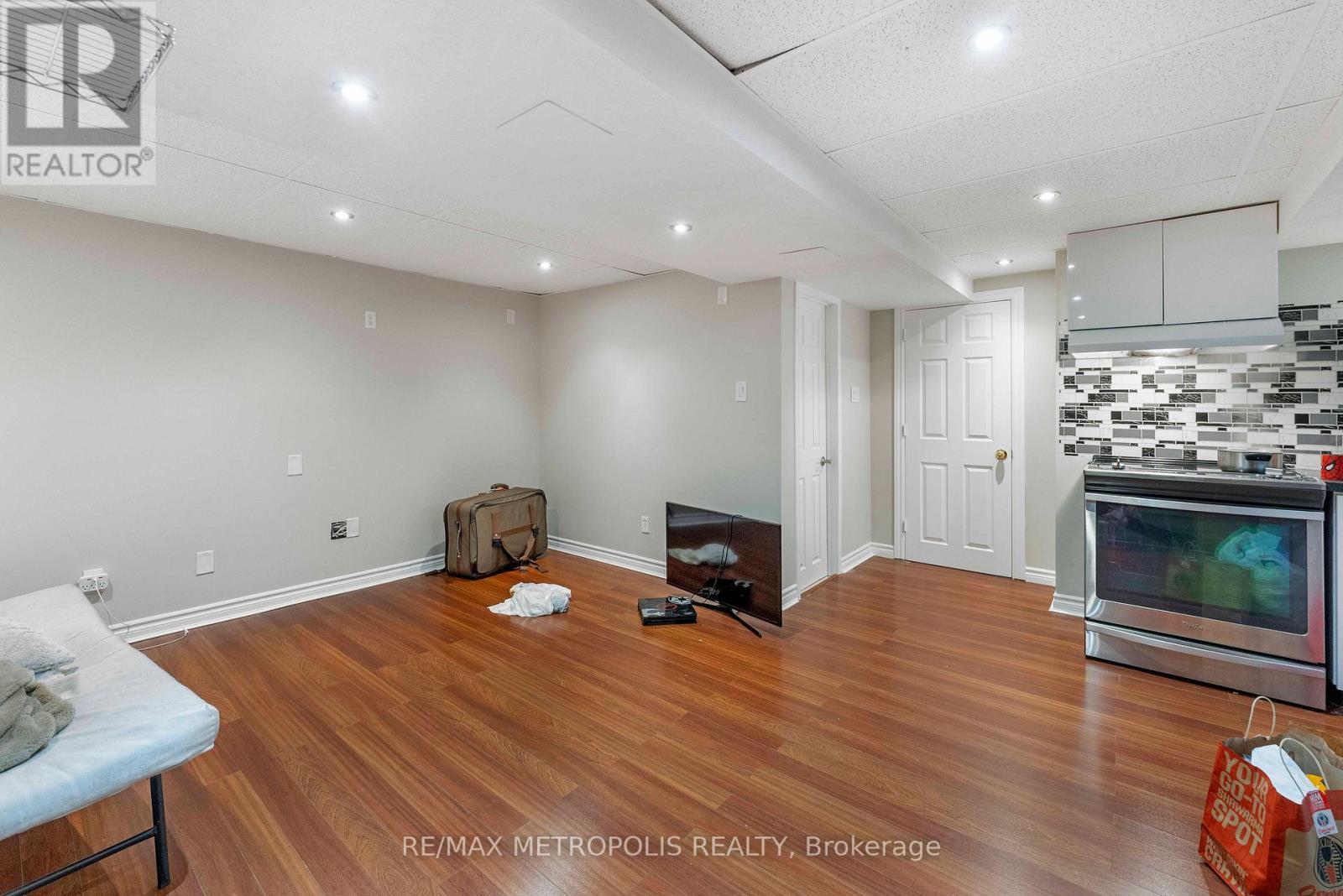 16 Twin Pines Crescent, Brampton, Ontario  L7A 1M6 - Photo 41 - W12799096