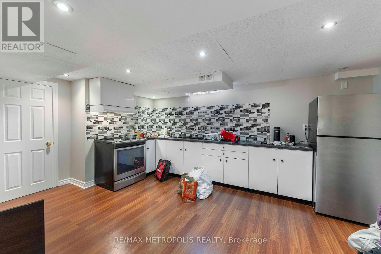 16 Twin Pines Crescent, Brampton, Ontario  L7A 1M6 - Photo 44 - W12799096