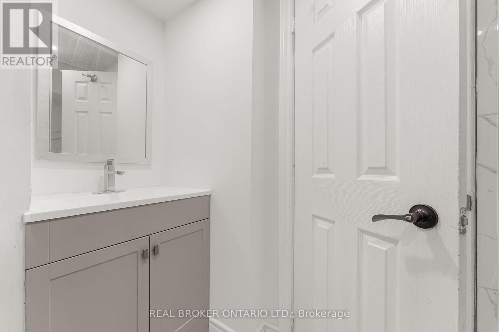 Bsmt - 1098 Sawgrass Crescent, Mississauga, Ontario  L5C 3V4 - Photo 6 - W12799108