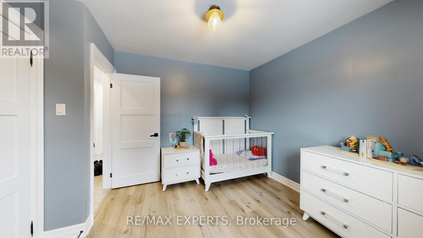 327 Jeffcoat Drive, Toronto, Ontario  M9W 3E4 - Photo 21 - W12799116