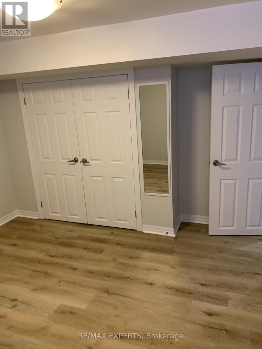 327 Jeffcoat Drive, Toronto, Ontario  M9W 3E4 - Photo 30 - W12799116