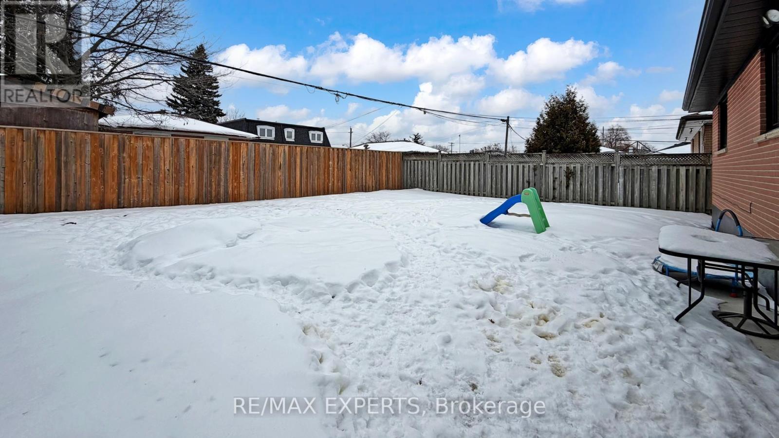 327 Jeffcoat Drive, Toronto, Ontario  M9W 3E4 - Photo 38 - W12799116