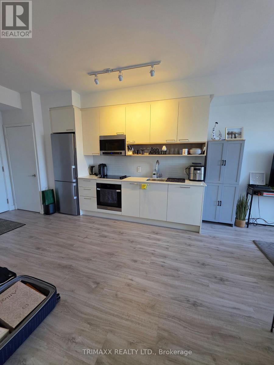 211 - 3005 Pine Glen Road, Oakville (Wm Westmount), Ontario  L6M 4J3 - Photo 6 - W12799184