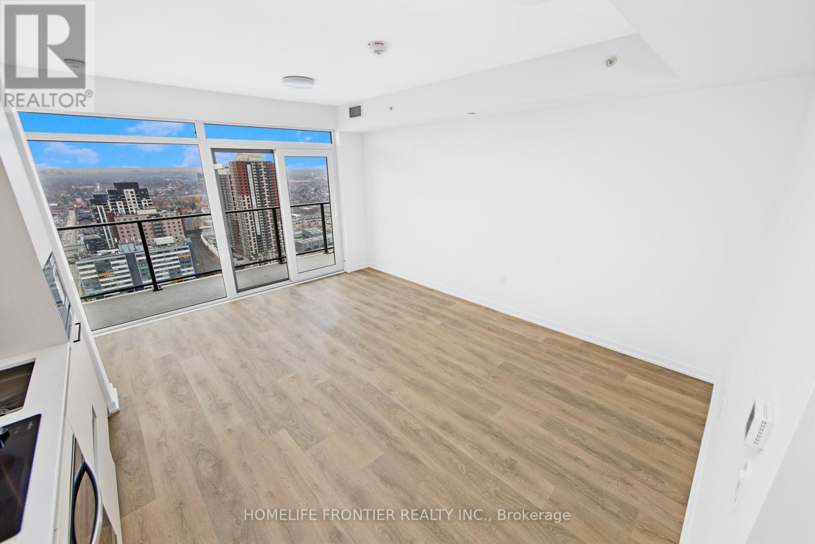 2803 - 1285 Dupont Street, Toronto, Ontario  M6H 0E3 - Photo 4 - W12799200