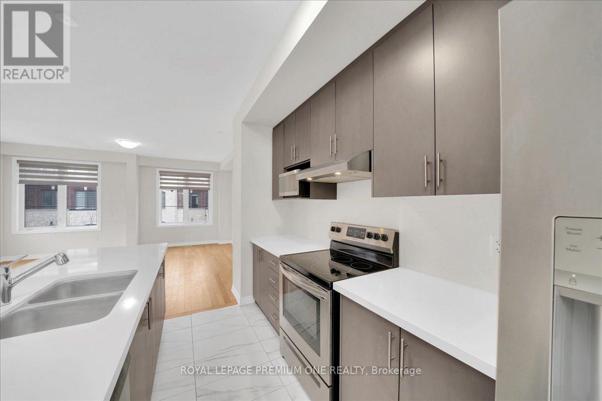 11 Arcola Street, Brampton, Ontario  L6P 4N6 - Photo 17 - W12799206