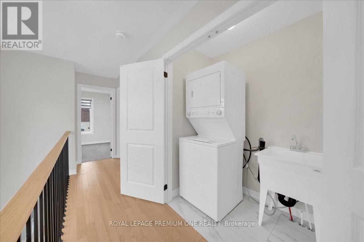 11 Arcola Street, Brampton, Ontario  L6P 4N6 - Photo 33 - W12799206