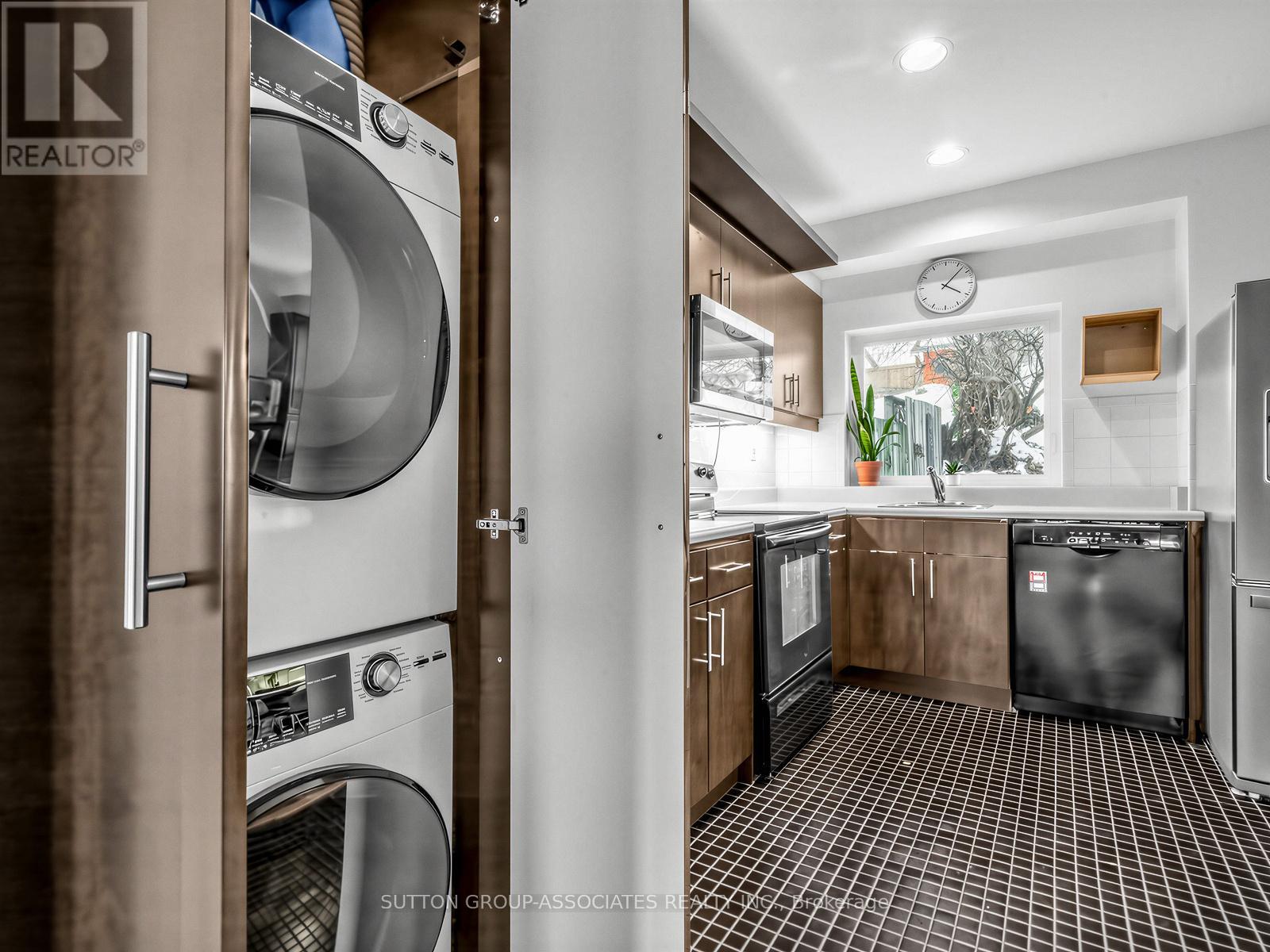 1398 Davenport Road, Toronto, Ontario  M6H 2G9 - Photo 15 - W12799214