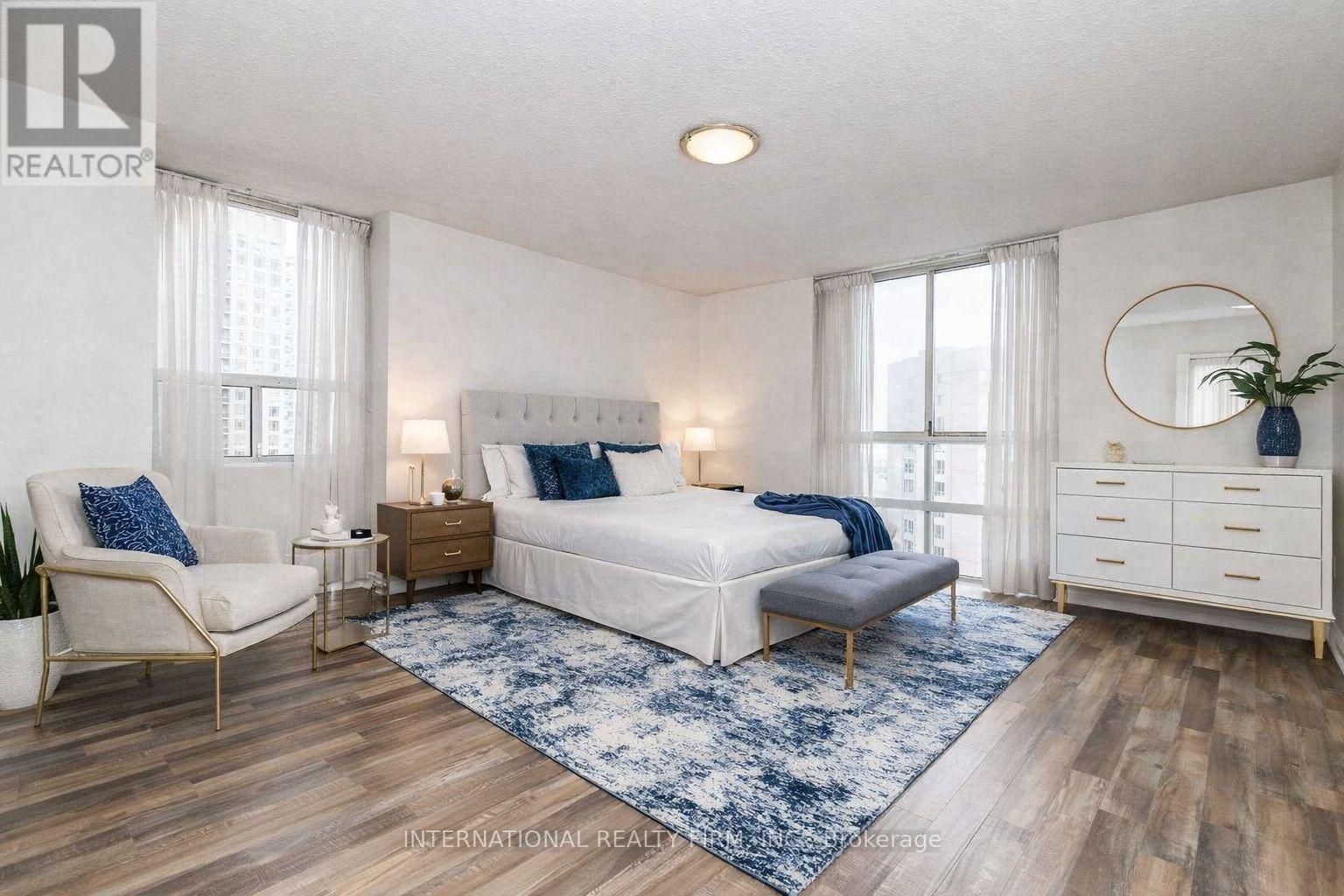 2201 - 3650 Kaneff Crescent, Mississauga, Ontario  L5A 4A1 - Photo 11 - W12799220