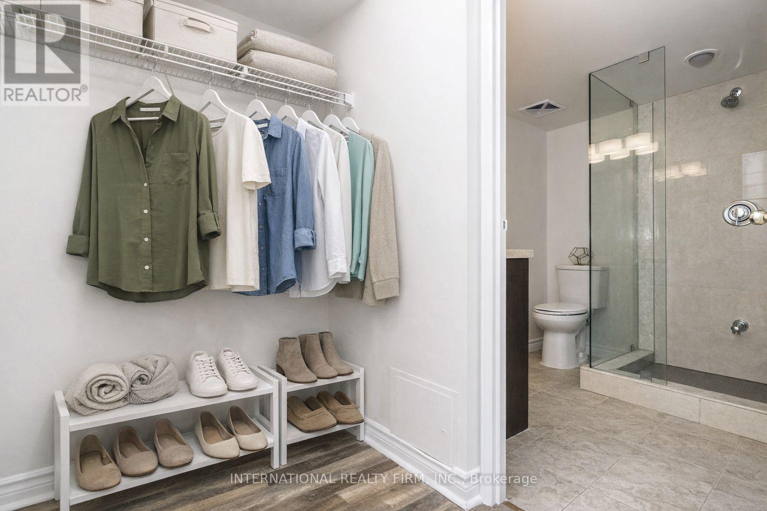 2201 - 3650 Kaneff Crescent, Mississauga, Ontario  L5A 4A1 - Photo 13 - W12799220