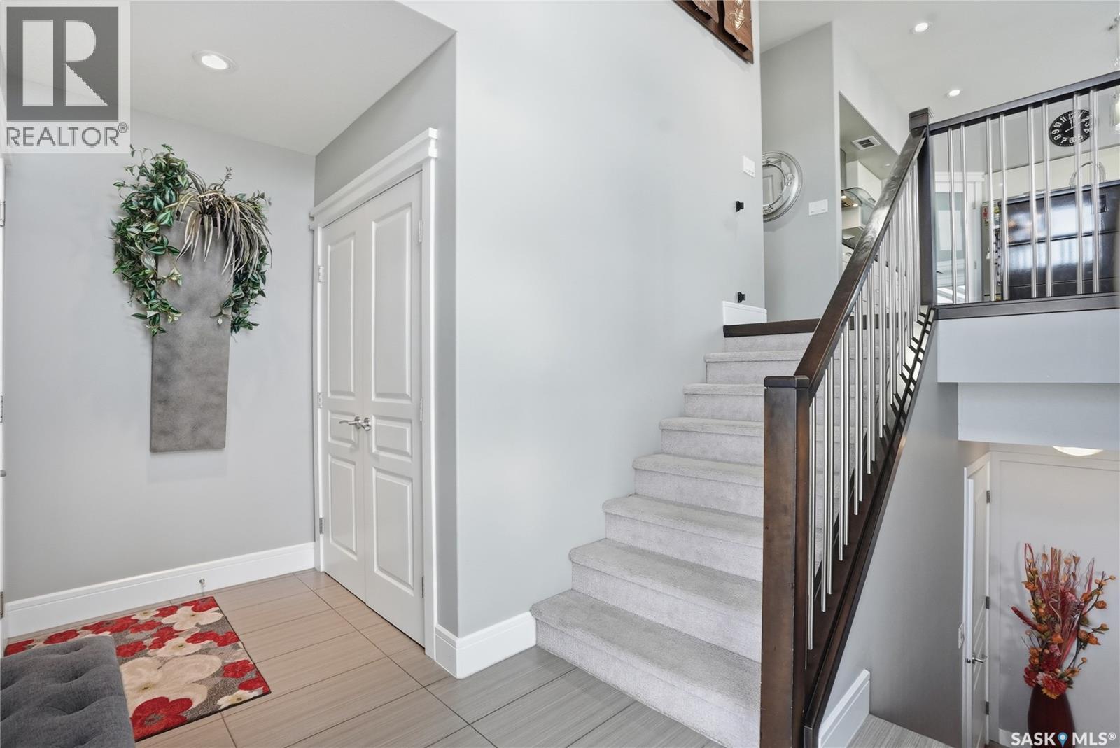 322 Olson Lane W, Saskatoon, Saskatchewan  S7V 0J7 - Photo 3 - SK028798