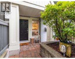 18 1073 LYNN VALLEY ROAD, North Vancouver, British Columbia