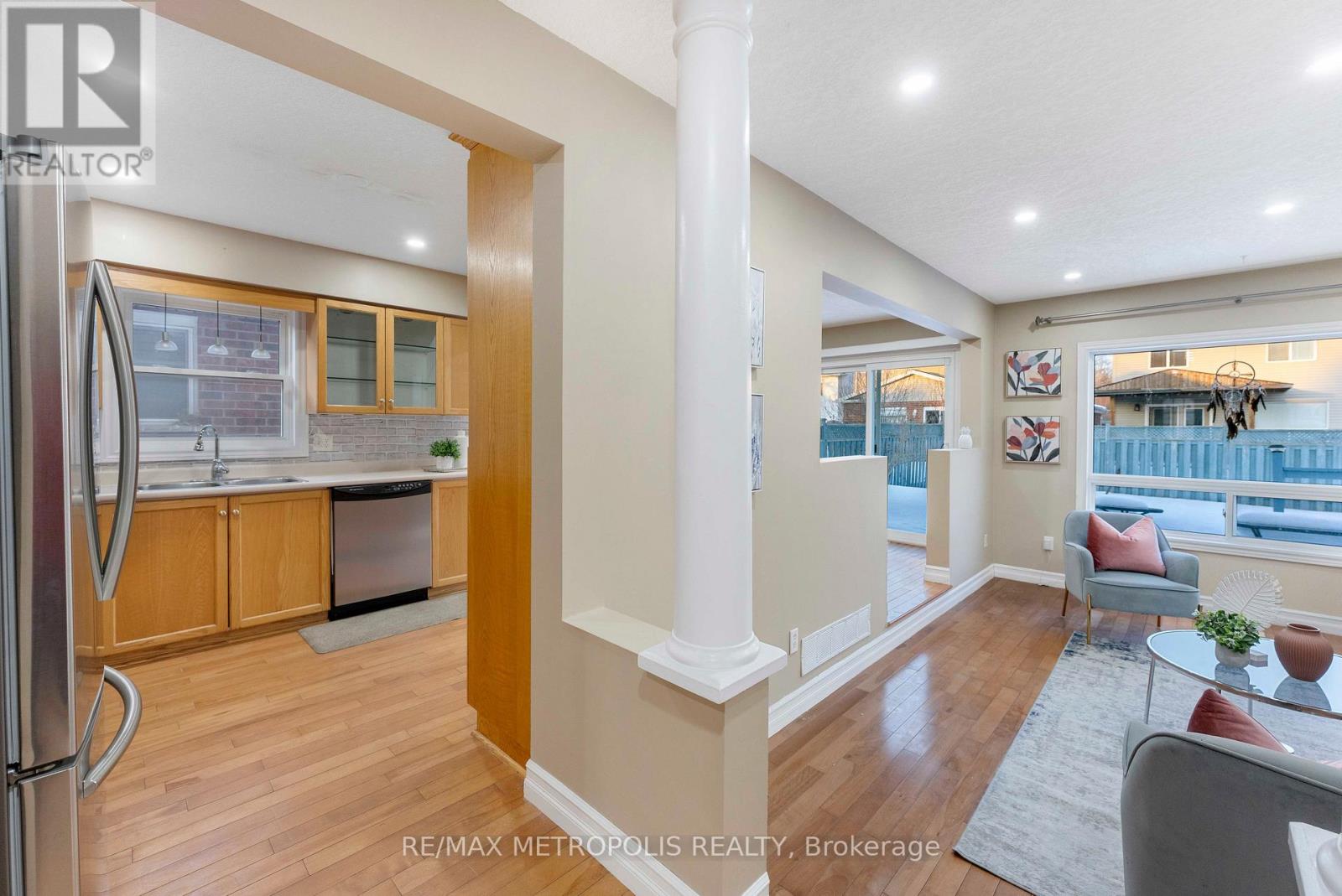 135 Veronica Drive, Kitchener, Ontario  N2A 4E6 - Photo 17 - X12799078