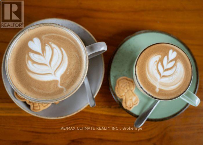 35 York Boulevard, Hamilton, Ontario  L8R 3K1 - Photo 3 - X12799160