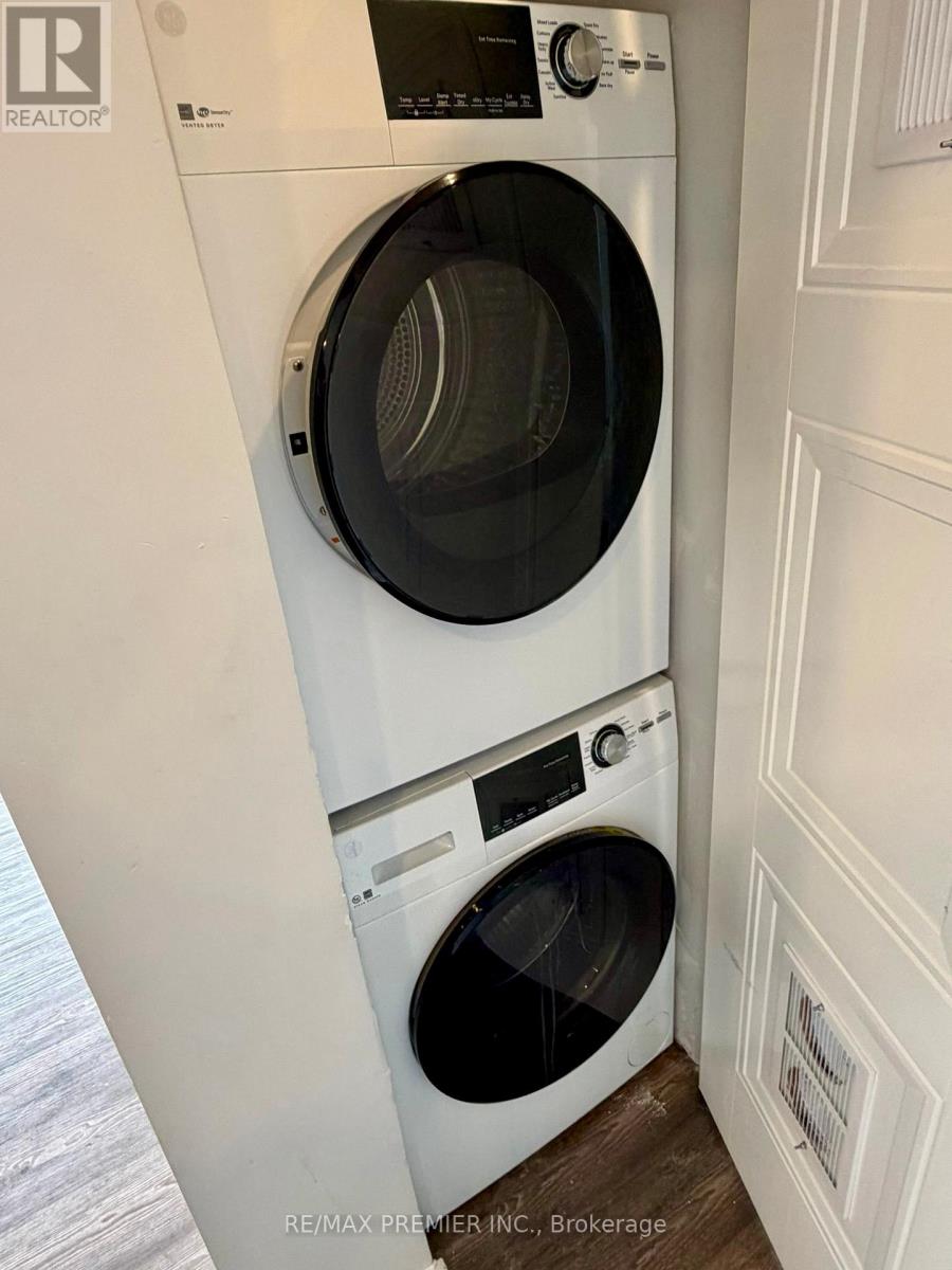 101 - 112 St. Joseph's Drive, Hamilton (Corktown), Ontario  L8N 2E7 - Photo 6 - X12799210