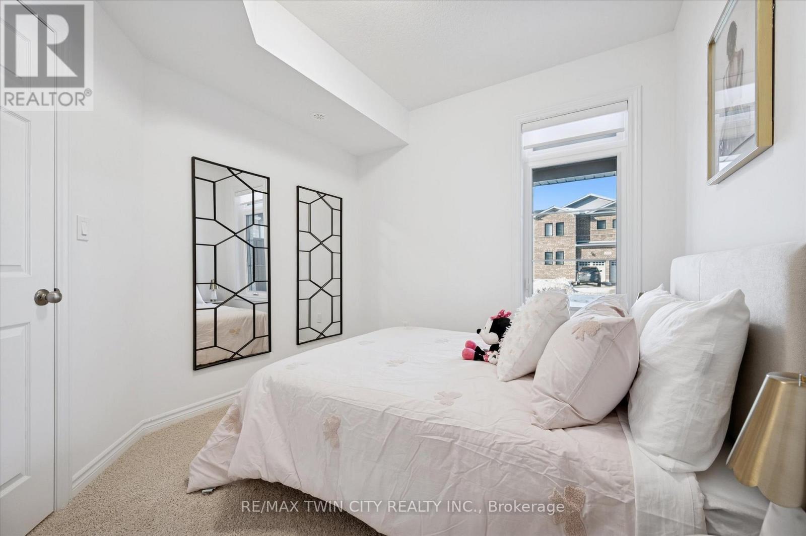 51 Lomond Lane, Kitchener, Ontario  N2R 0T6 - Photo 16 - X12799216