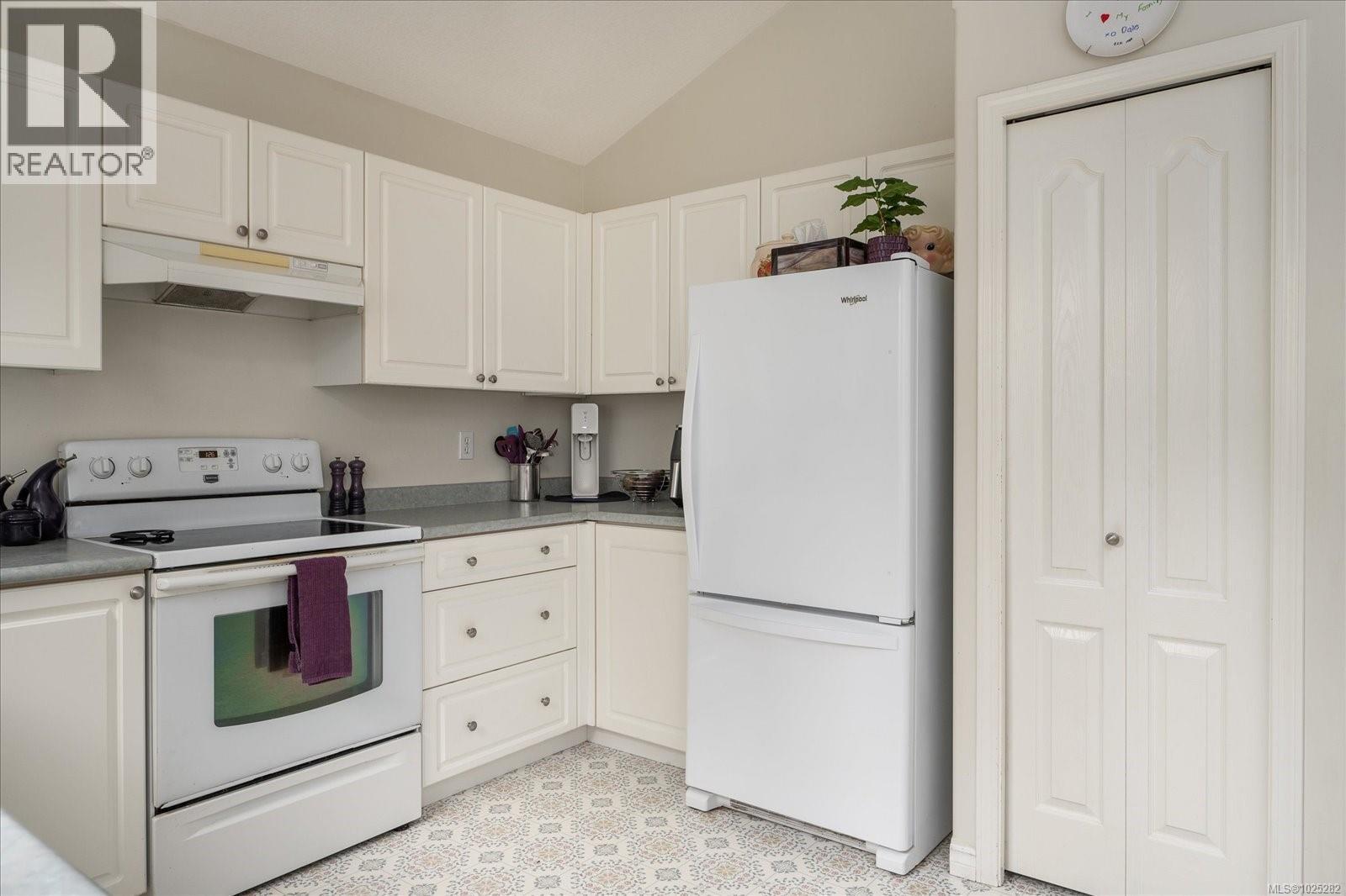 4750 Spirit Pl, Nanaimo, British Columbia V9V 1N8 - Photo 7 - 1025282