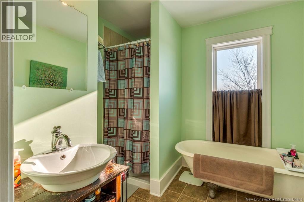 702-704 Beaconsfield Avenue, Saint John, New Brunswick  E2M 2K7 - Photo 45 - NB133628