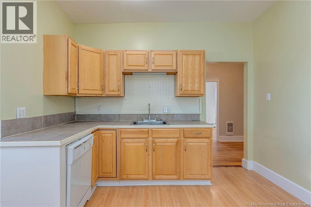 702-704 Beaconsfield Avenue, Saint John, New Brunswick  E2M 2K7 - Photo 8 - NB133628