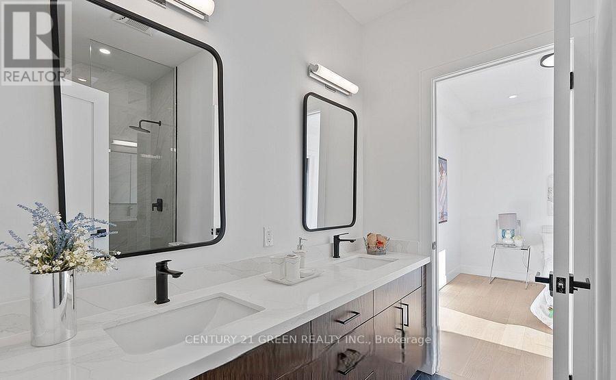 Main & 2nd Floor - 67 Bexhill Avenue, Toronto, Ontario  M1L 3B7 - Photo 32 - E12798456