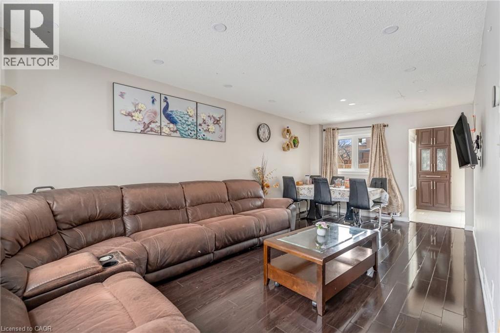 161 Havelock Drive, Brampton, Ontario  L6W 4G4 - Photo 4 - 40805779