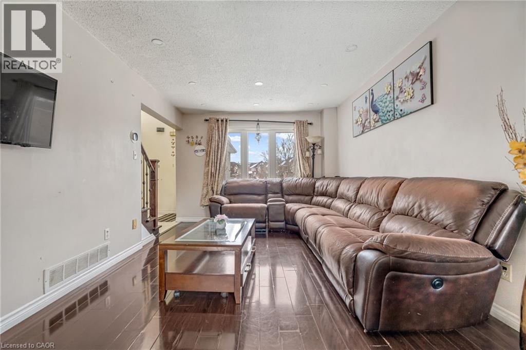 161 Havelock Drive, Brampton, Ontario  L6W 4G4 - Photo 7 - 40805779