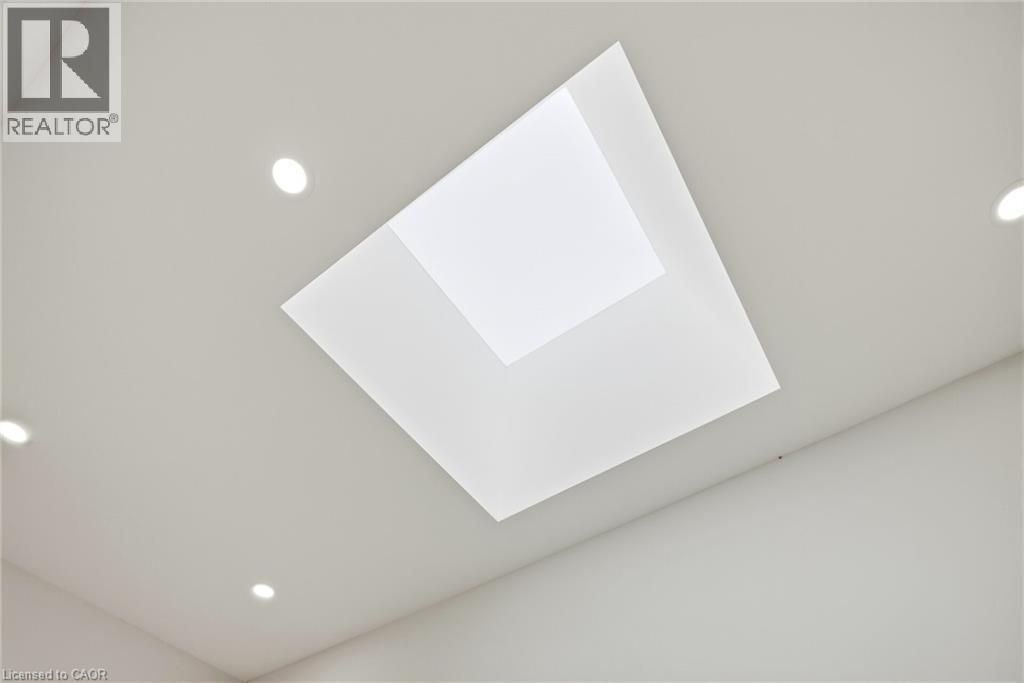 1228 Alexandra Avenue, Mississauga, Ontario  L5E 2A5 - Photo 21 - 40805776