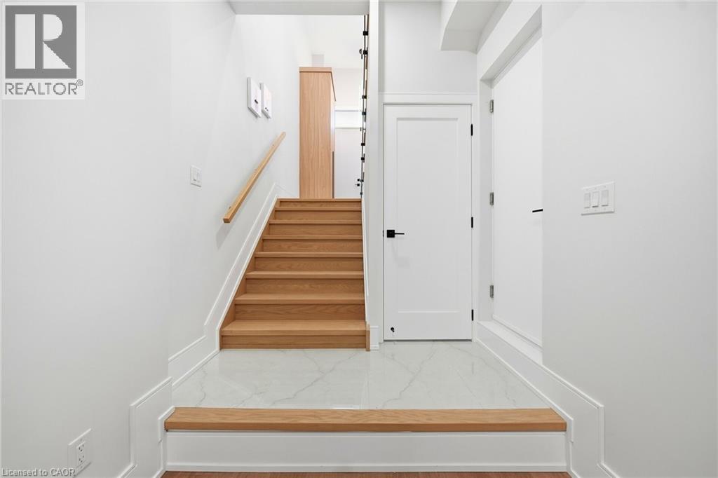 1228 Alexandra Avenue, Mississauga, Ontario  L5E 2A5 - Photo 34 - 40805776