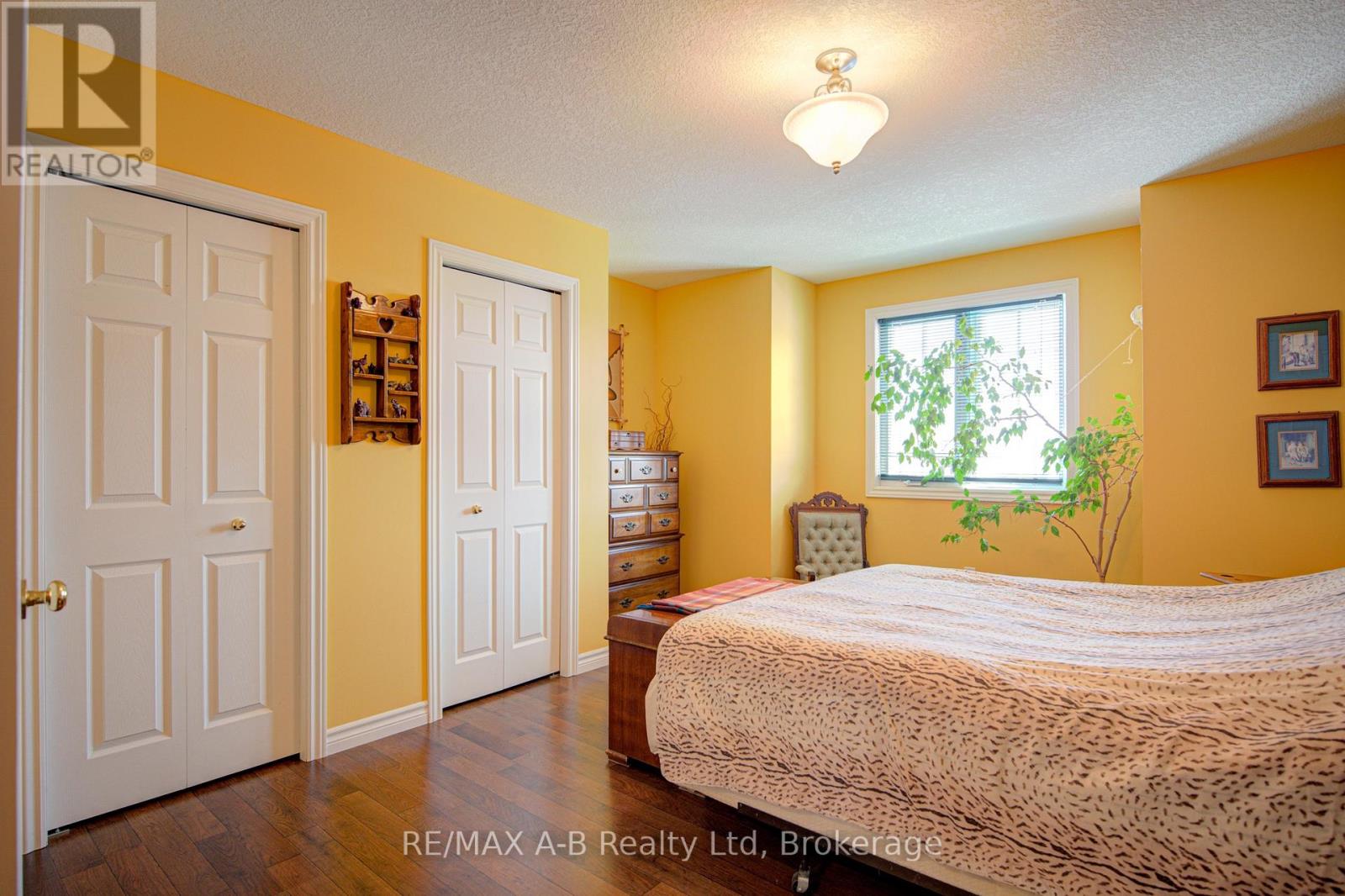 10 Edison Street, St. Marys, Ontario  N4X 1E6 - Photo 23 - X12799228