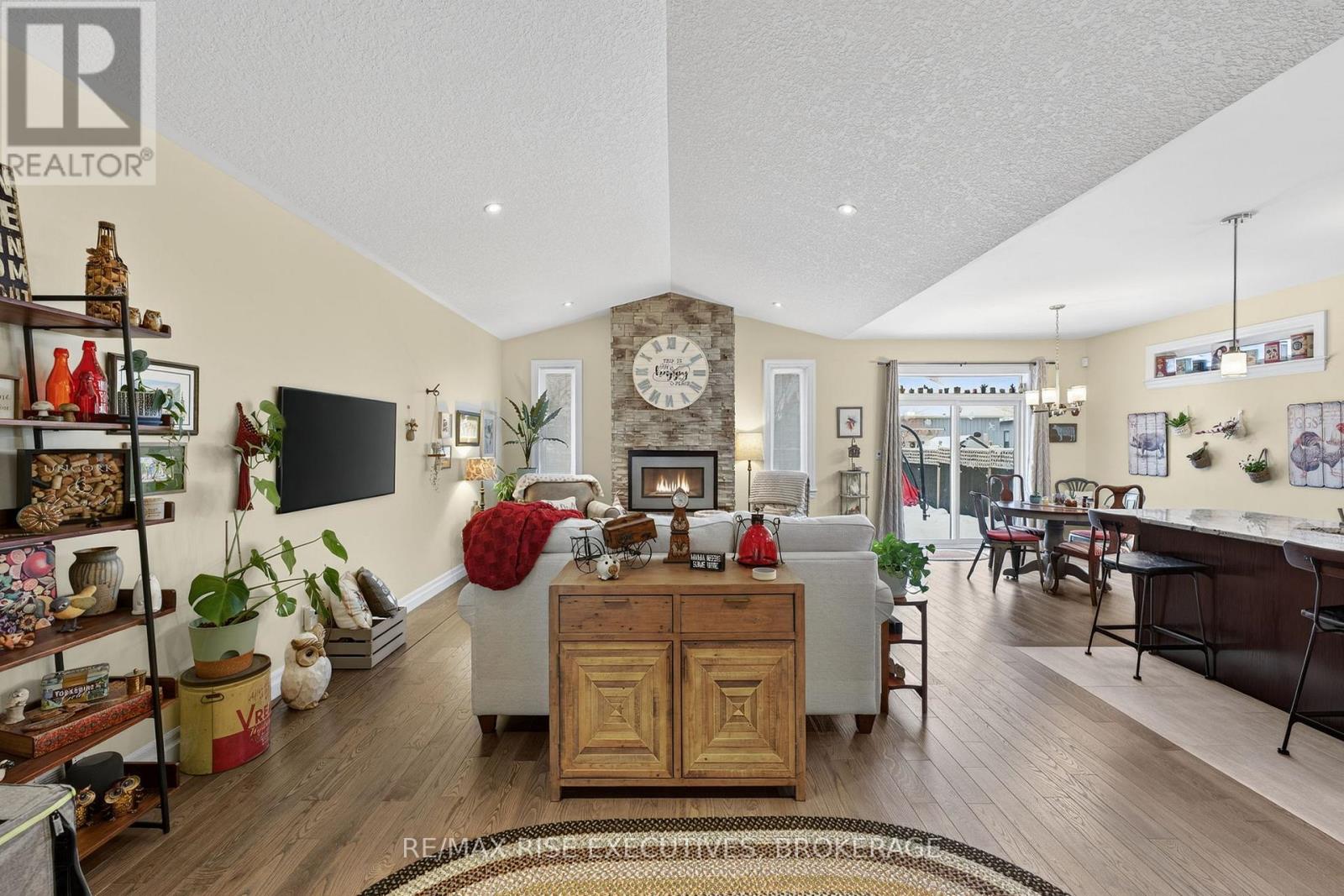 701 Stonehenge Street, Kingston (City Northwest), Ontario  K7P 0B2 - Photo 8 - X12799292