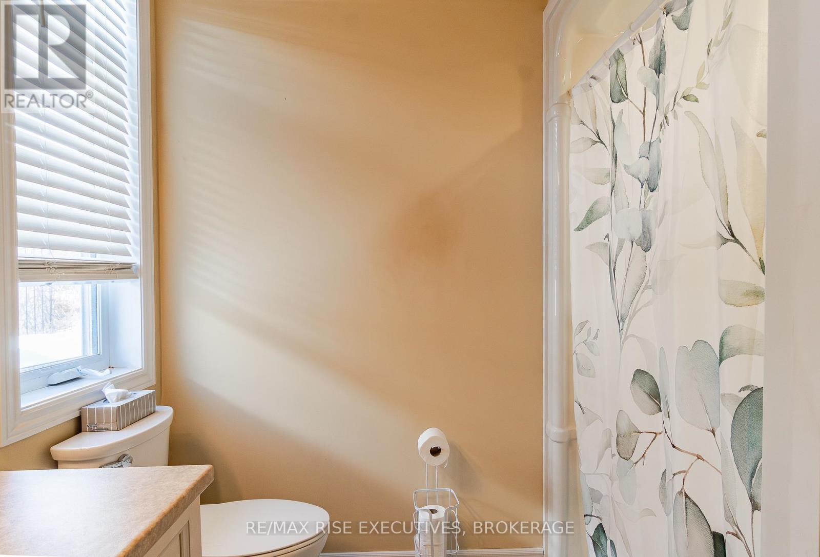 4 - 7 Autumn Lane S, Huntsville, Ontario  P1H 0C7 - Photo 15 - X12799322