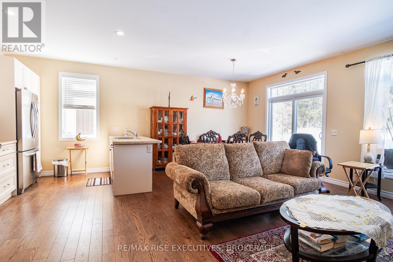 4 - 7 Autumn Lane S, Huntsville, Ontario  P1H 0C7 - Photo 5 - X12799322