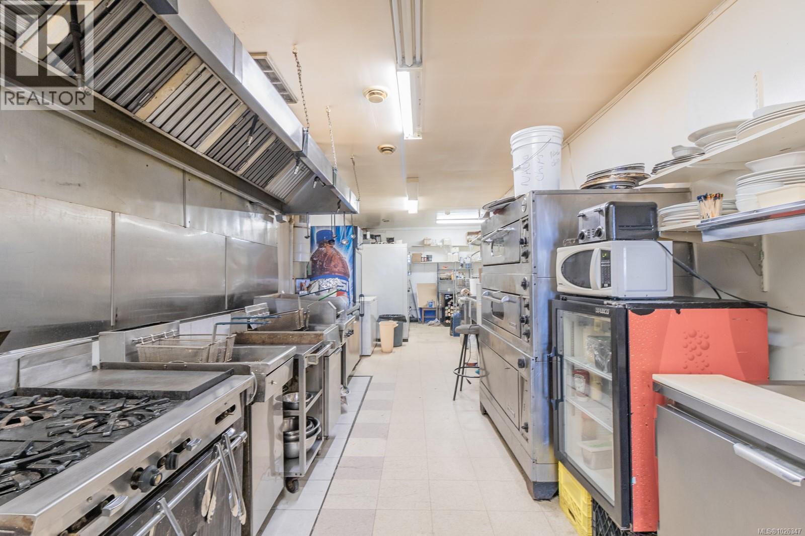 640 1st Ave, Ladysmith, British Columbia  V9G 1A2 - Photo 9 - 1026347