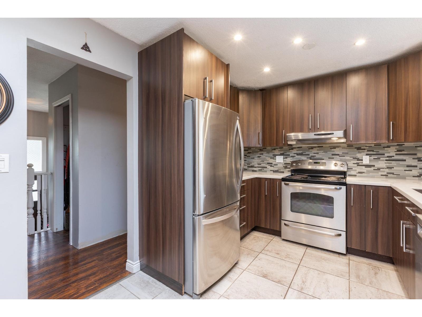 27283 29 Avenue, Langley, British Columbia  V4W 3J8 - Photo 16 - R3088803