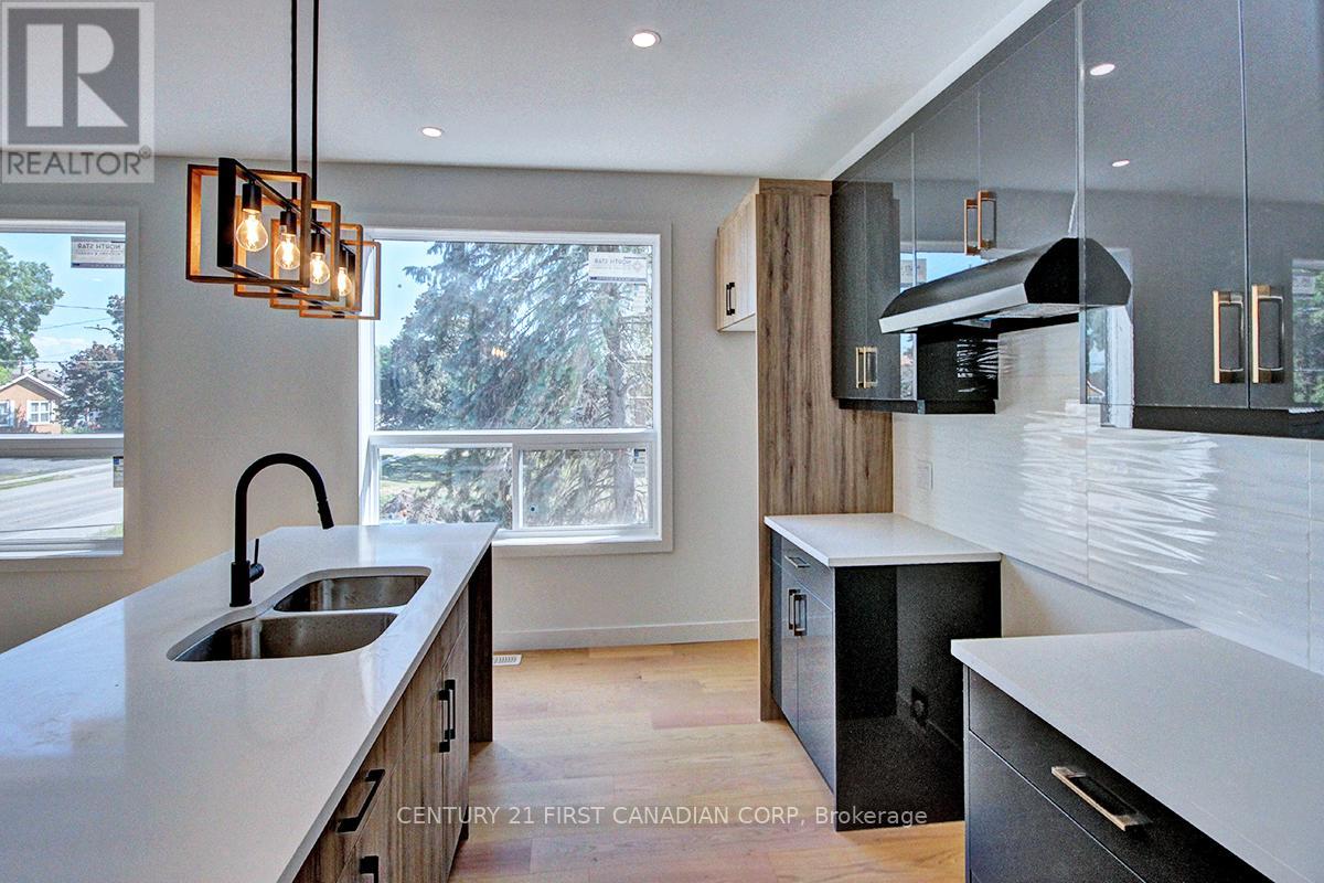 173 William Street, North Middlesex, Ontario  N0M 1A0 - Photo 17 - X12799246