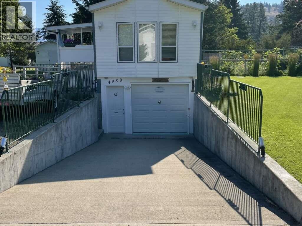 4980 Vernon Street, Grand Forks, British Columbia  V0H 1H5 - Photo 3 - 10376406