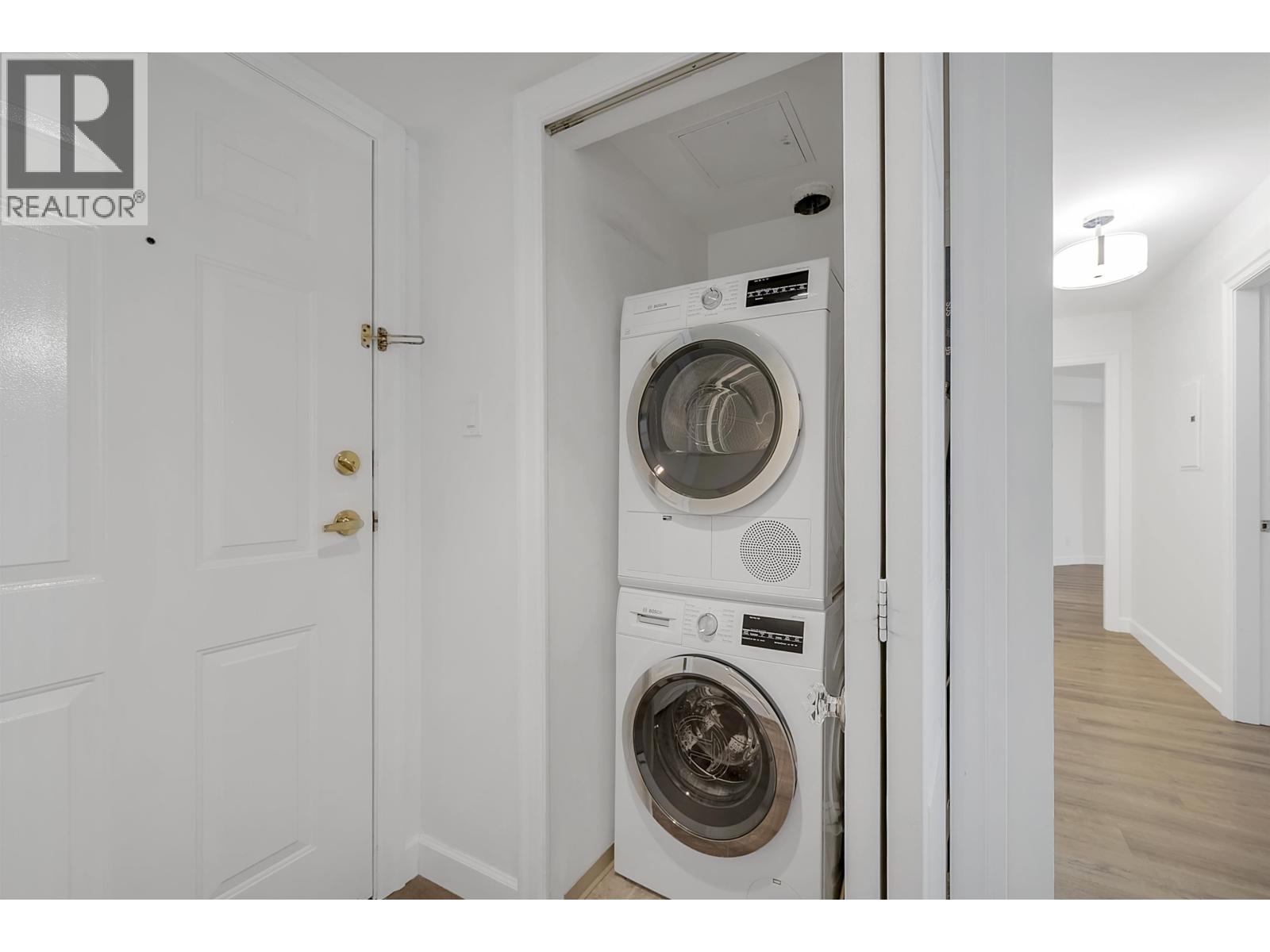 205 6188 Patterson Avenue, Burnaby, British Columbia  V5H 2N1 - Photo 21 - R3091076