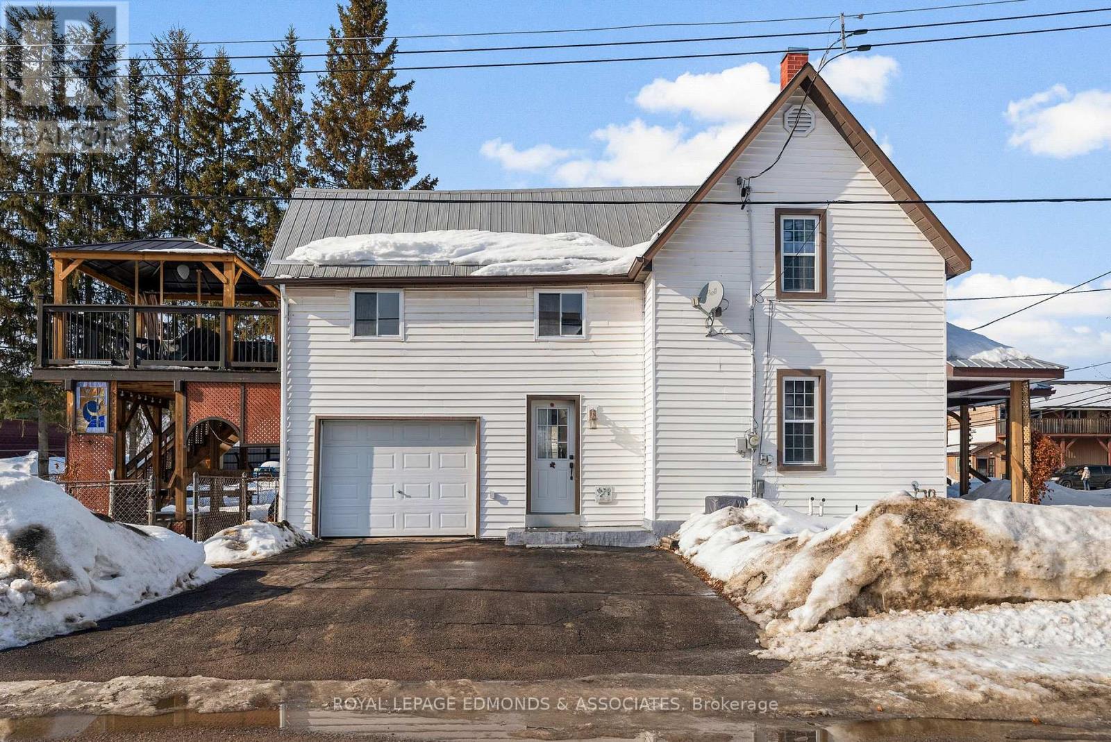 1799 Beachburg Road, Whitewater Region, Ontario  K0J 1C0 - Photo 3 - X12799266