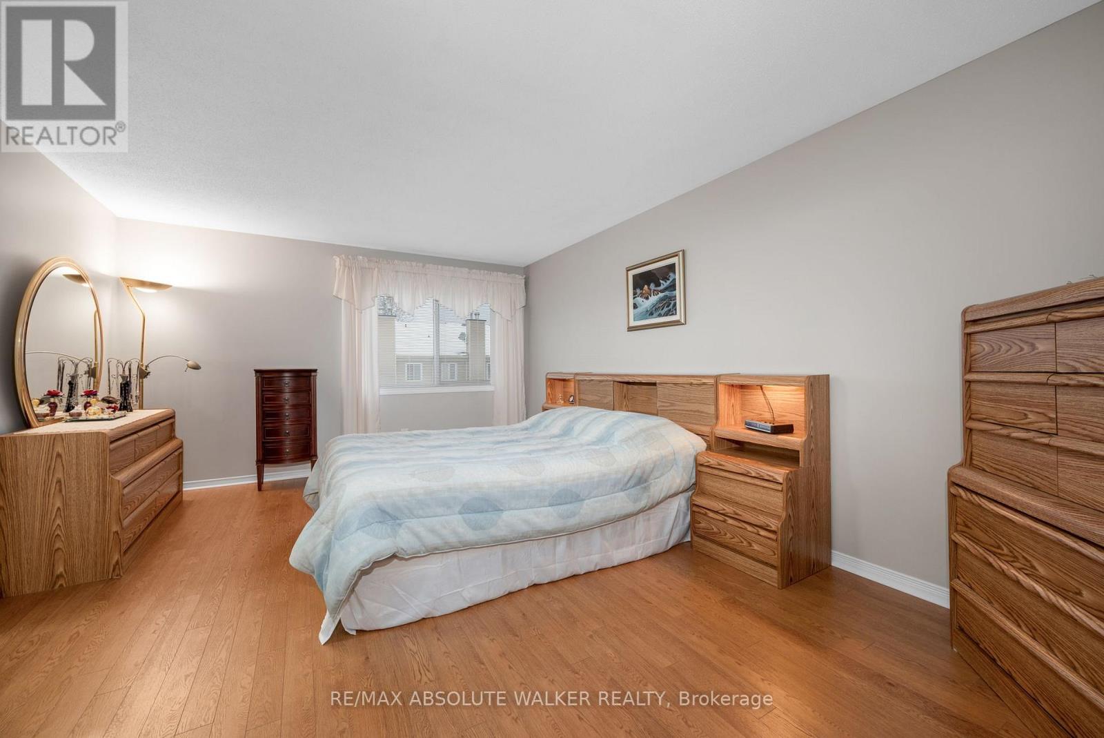 6169 Oak Meadows Drive, Ottawa, Ontario  K1C 7G8 - Photo 18 - X12799236