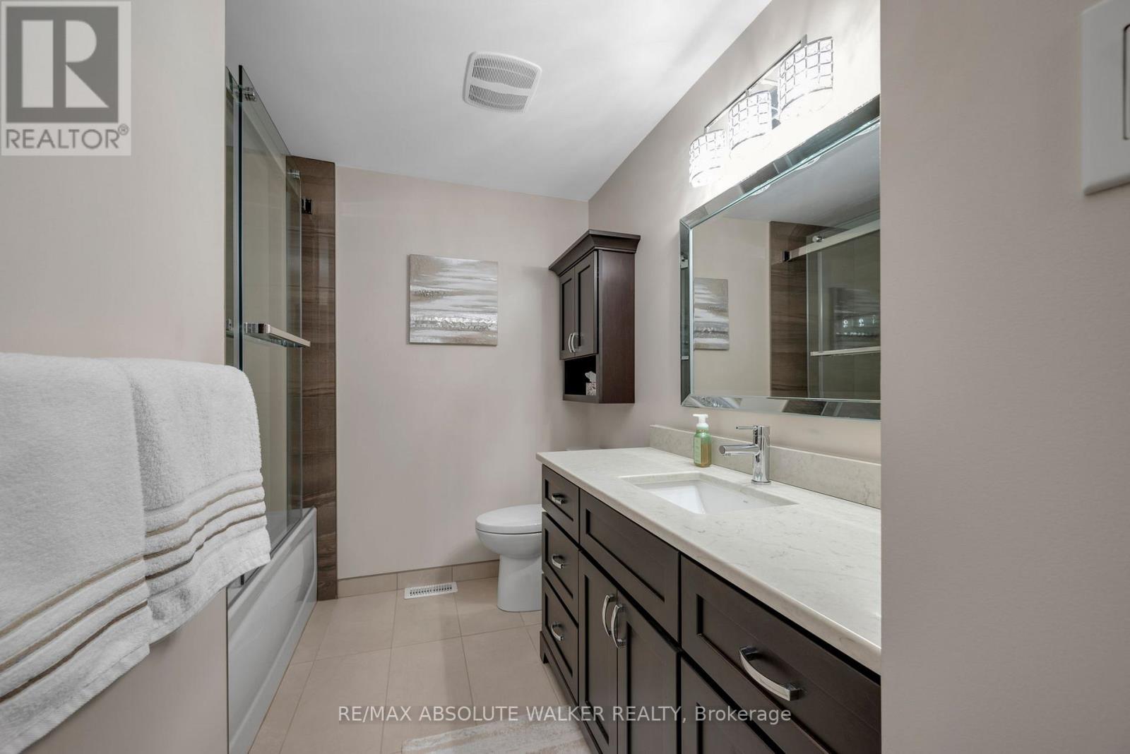 6169 Oak Meadows Drive, Ottawa, Ontario  K1C 7G8 - Photo 26 - X12799236