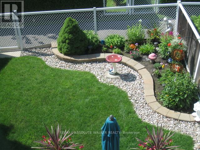 6169 Oak Meadows Drive, Ottawa, Ontario  K1C 7G8 - Photo 32 - X12799236