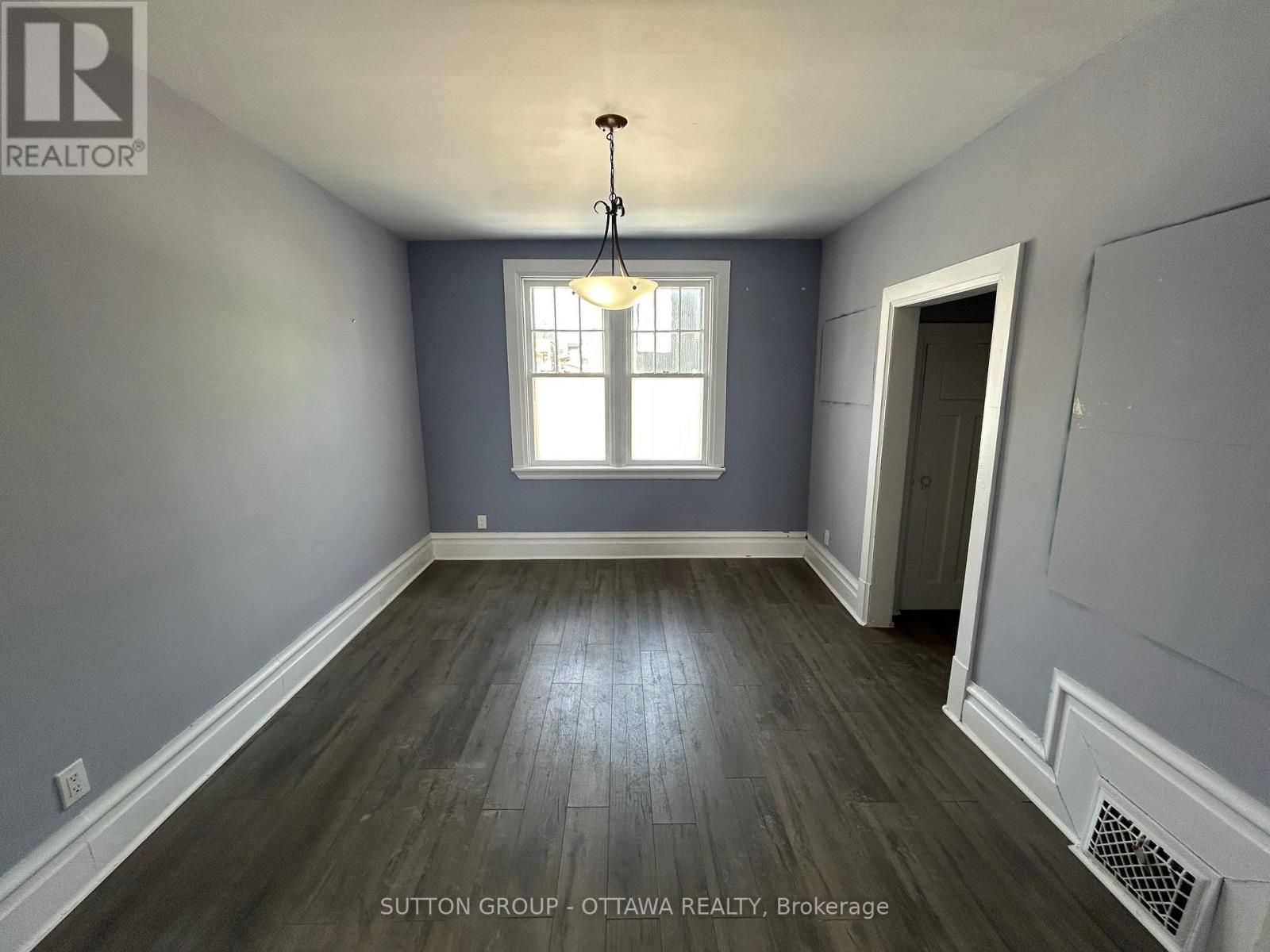 58 Armstrong Street, Ottawa, Ontario  K1Y 2V7 - Photo 4 - X12799252