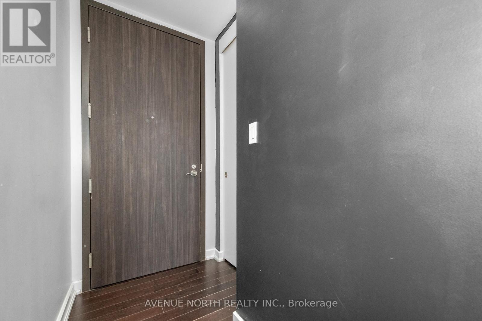 1109 - 300 Lisgar Street, Ottawa, Ontario  K2P 0E2 - Photo 5 - X12799282